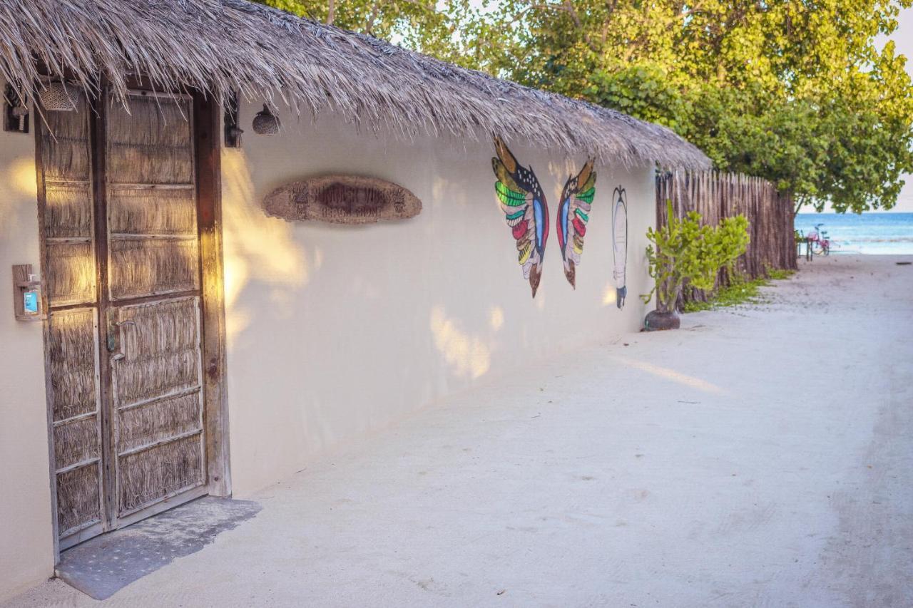 Summer Vibes Beach Front Rasdhoo Bagian luar foto