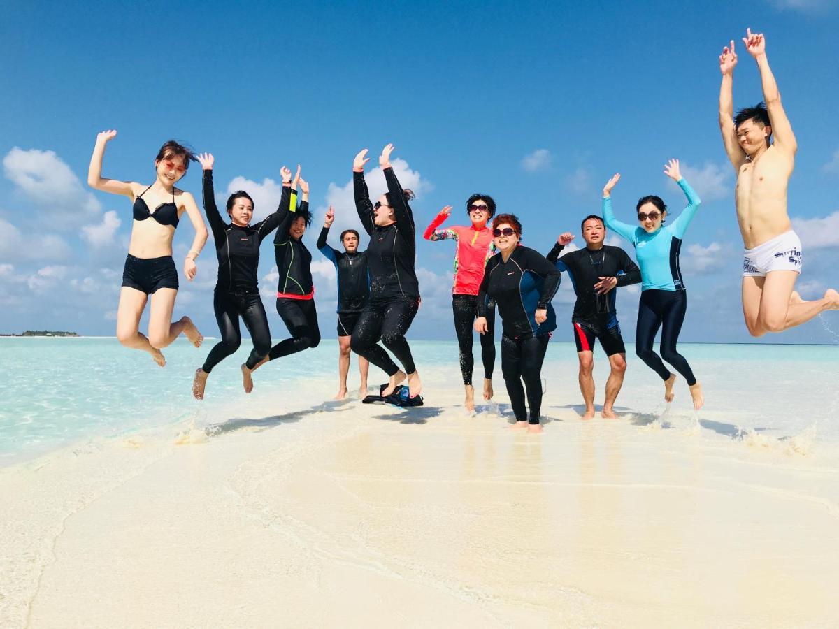 Summer Vibes Beach Front Rasdhoo Bagian luar foto